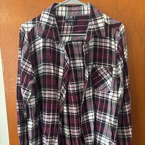Well Worn Flannel Shirt, Womens M